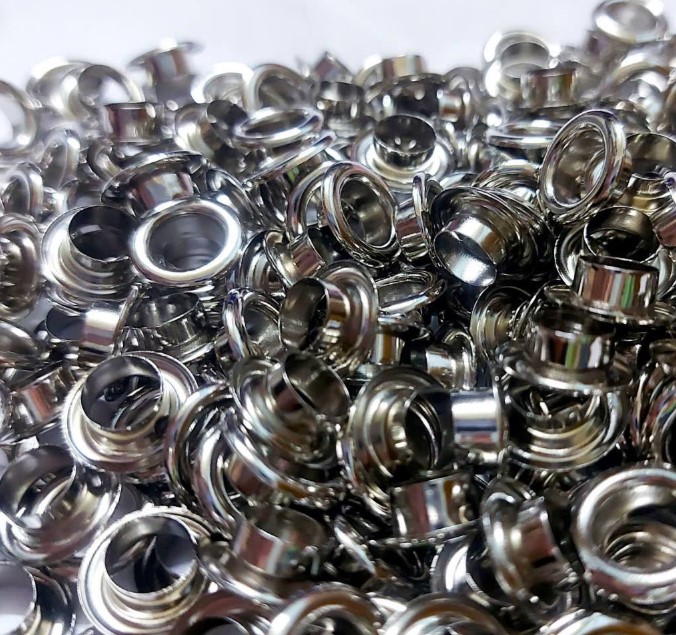 Khoen mắt cáo 6 ly Bằng INOX không gỉ sáng bóng